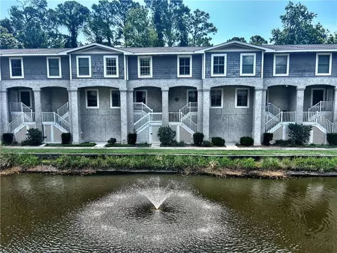 200 Salt Air Dr #160, Saint Simons Island, GA 31522