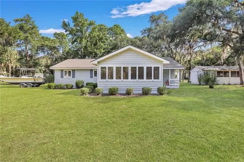 1051 Ina St NE, Townsend, GA 31331