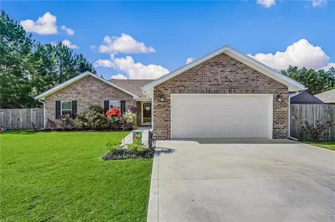 197 Windward Way Dr, Folkston, GA 31537