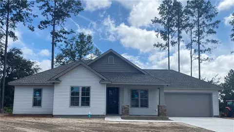 203 Sweetwater Blvd, Brunswick, GA 31525