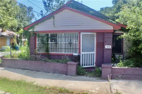 1328 Martin Luther King Jr Blvd, Brunswick, GA 31520