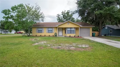 201 Woodlawn Dr, Saint Marys, GA 31558