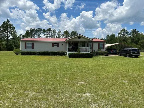 3160 Caney Bay Rd, Nahunta, GA 31553