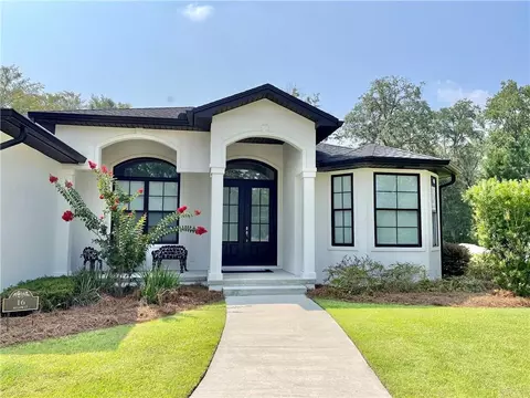 16 Willow Ct, Brunswick, GA 31523