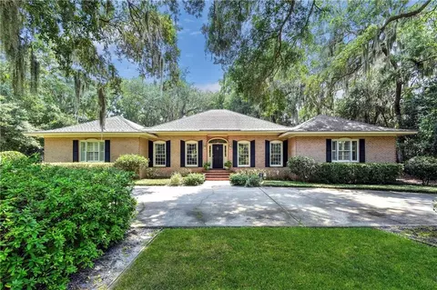 114 Palm Dr, Saint Simons Island, GA 31522