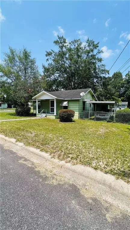 1004 Pittman St, Waycross, GA 31501