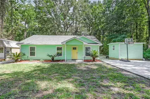 2292 Clarks Bluff Rd, Kingsland, GA 31548