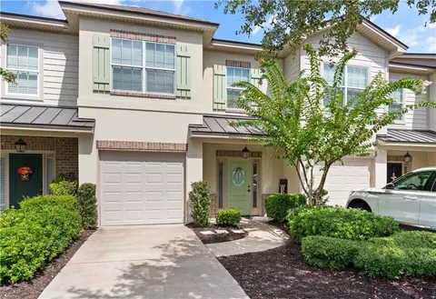 108 Reserve Ln, Saint Simons Island, GA 31522