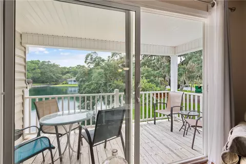 850 Mallery St #W10, Saint Simons Island, GA 31522