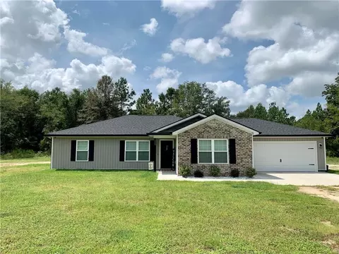 395 Linden Dr, Jesup, GA 31545