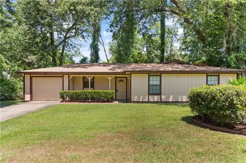 111 Baybridge Dr, Brunswick, GA 31525