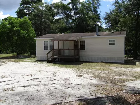 2201 Beechwood Dr, Jesup, GA 31545