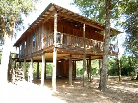 1332 Live Oak Dr SW, Townsend, GA 31331