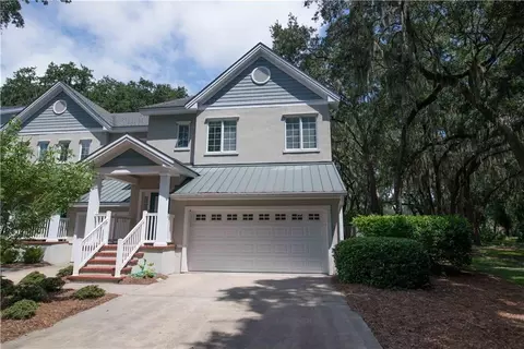 165 Limeburn Trl, Saint Simons Island, GA 31522