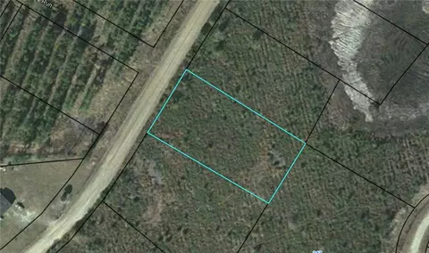 4858 Old Waynesville Rd, Waynesville, GA 31566