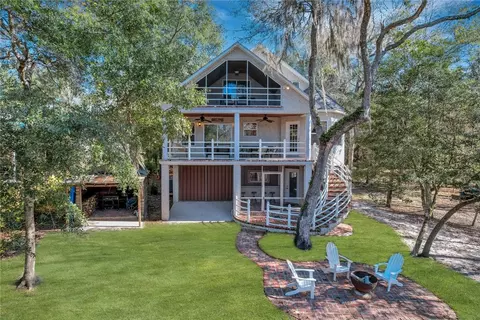 282 Happy Landing Rd, Waynesville, GA 31566