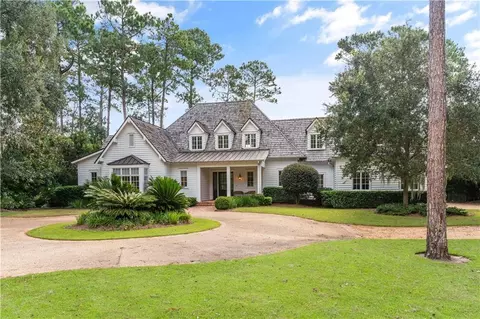 1329 Pikes Bluff Rd, Saint Simons Island, GA 31522