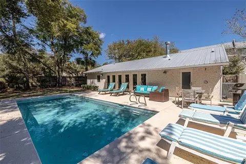 209 Driftwood Dr, Saint Simons Island, GA 31522