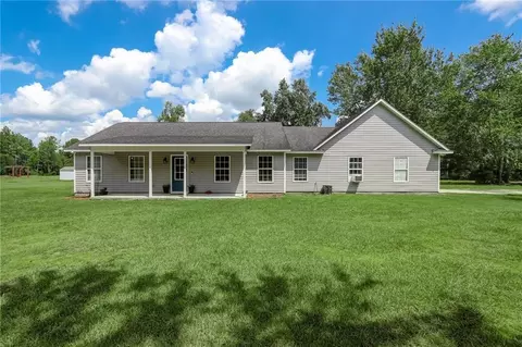 276 Pine Xing, Woodbine, GA 31569