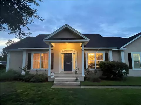 29 Silver Bluff Dr, Brunswick, GA 31523