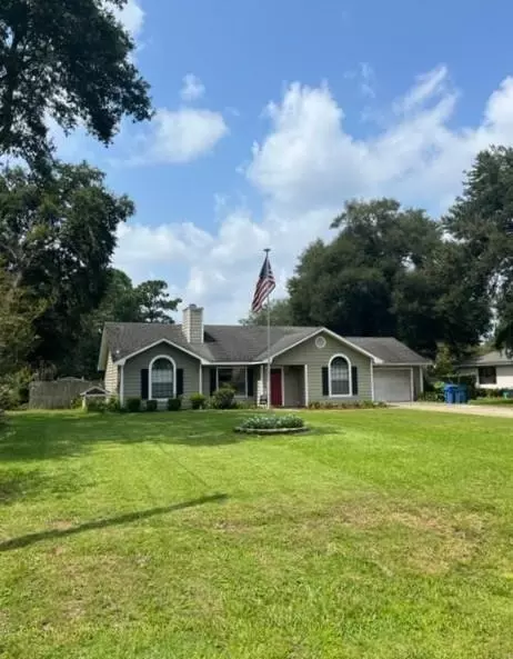 207 Glen Meadows Cir, Brunswick, GA 31523