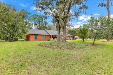 151 Navajo Rd, Brunswick, GA 31525