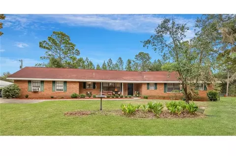 554 Woods Bridge Rd, Jesup, GA 31545