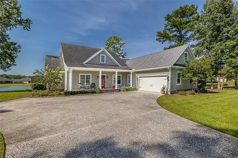 257 Belmont Cir, Brunswick, GA 31525