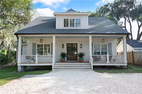 332 Sandcastle Ln, Saint Simons Island, GA 31522