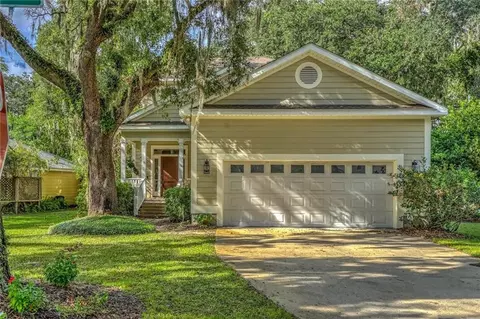 110 Circle Dr, Saint Simons Island, GA 31522
