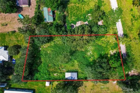 462 Pinehurst Dr, Folkston, GA 31537