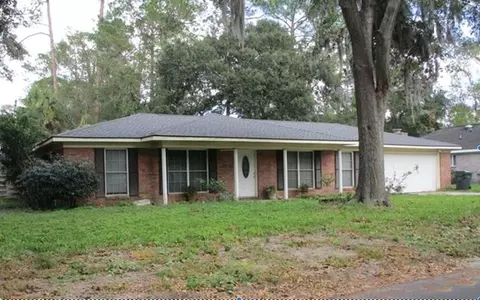 103 Dolphin Dr, Brunswick, GA 31525