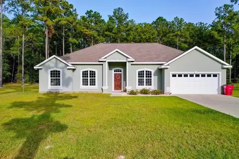 6706 Mamies Dr, Blackshear, GA 31516