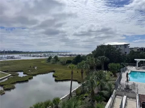 30 Waterfront Dr #234, Saint Simons Island, GA 31522