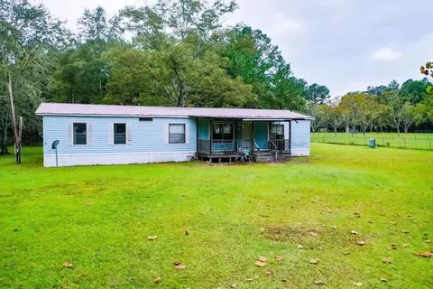 6159 Groover Rd, Blackshear, GA 31516