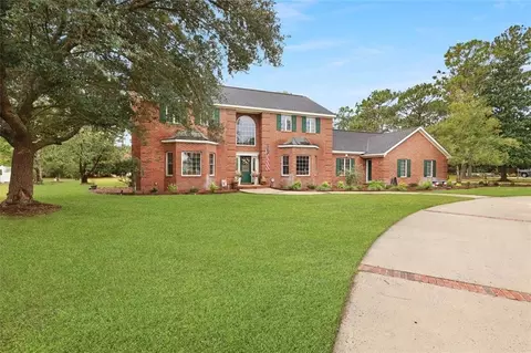 36 Pine Forest Dr, Jesup, GA 31546