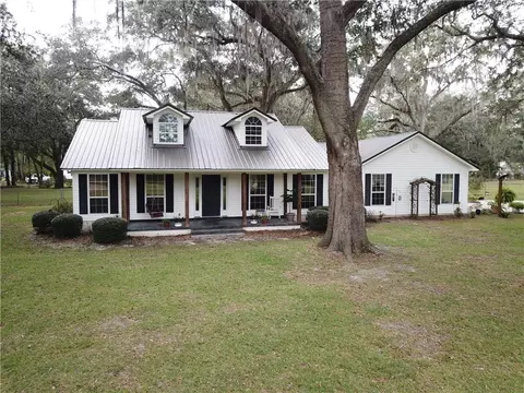 10483 Raybon Rd W, Nahunta, GA 31553