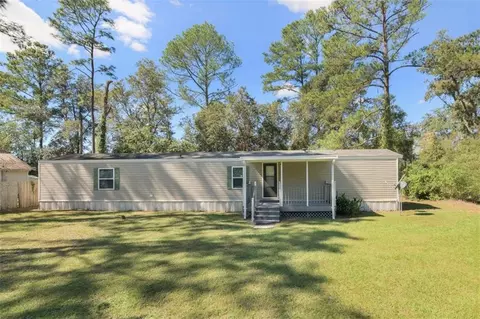 76 Cooner Rd, Kingsland, GA 31548