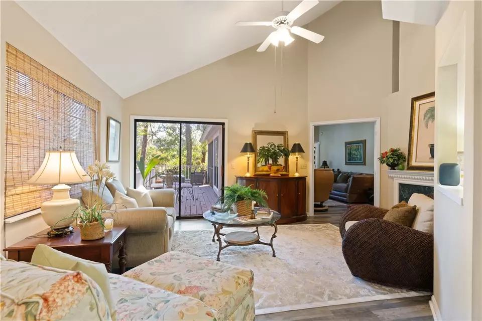  1 W Lake Dr, Saint Simons Island, GA 31522 photo 12