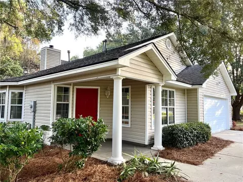 197 Deerfield Dr, Brunswick, GA 31525