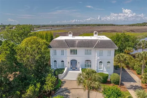 5 Dunbar Creek Pt, Saint Simons Island, GA 31522