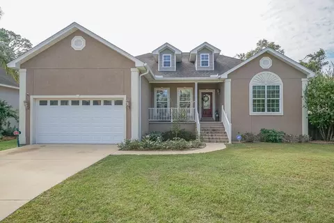 180 Palmera Ln, Brunswick, GA 31525