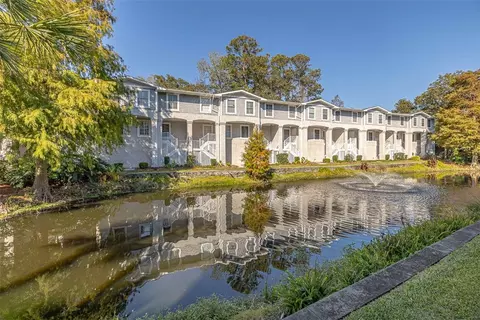 200 Salt Air Dr #158, Saint Simons Island, GA 31522