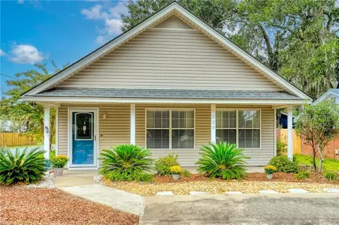 220 Atlantic Dr, Saint Simons Island, GA 31522