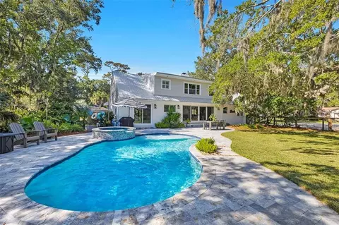 520 Wesley Oak Cir, Saint Simons Island, GA 31522