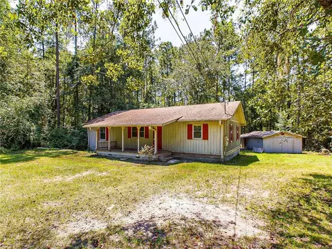 200 Boat Ramp Rd, Jesup, GA 31546