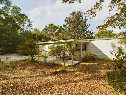 383 Yellow Pine Rd, Jesup, GA 31545