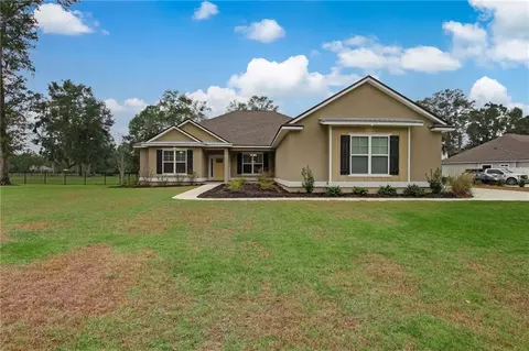 295 Harbour Island Cir, Waverly, GA 31565