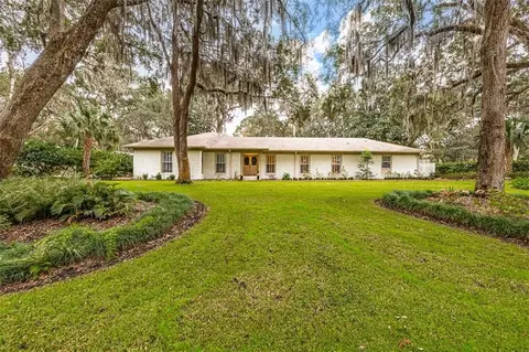 219 Devonwood Dr, Saint Simons Island, GA 31522