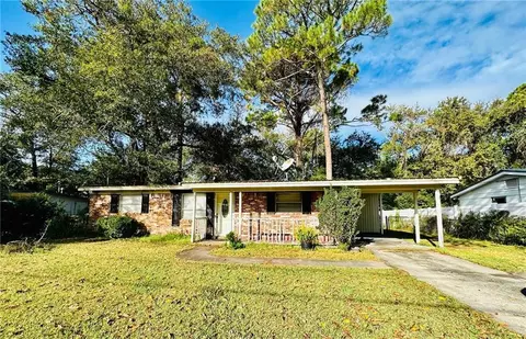 533 Carteret Rd, Brunswick, GA 31525